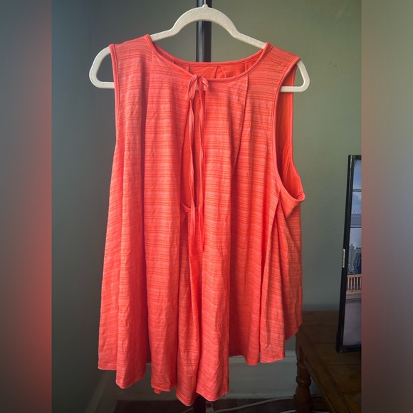 Free People Women's Turn It Up Tank (L) - Picture 3 of 9